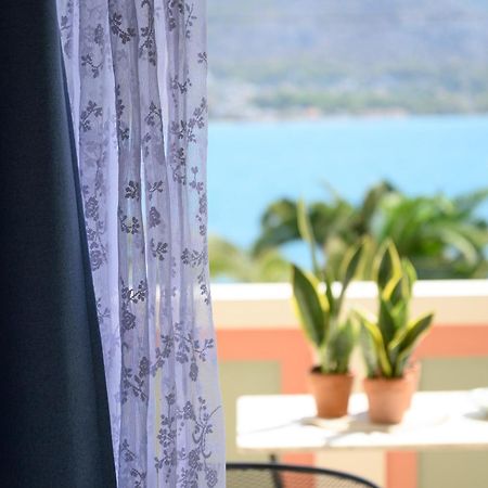 Seaside Apartment Salamis Exterior photo